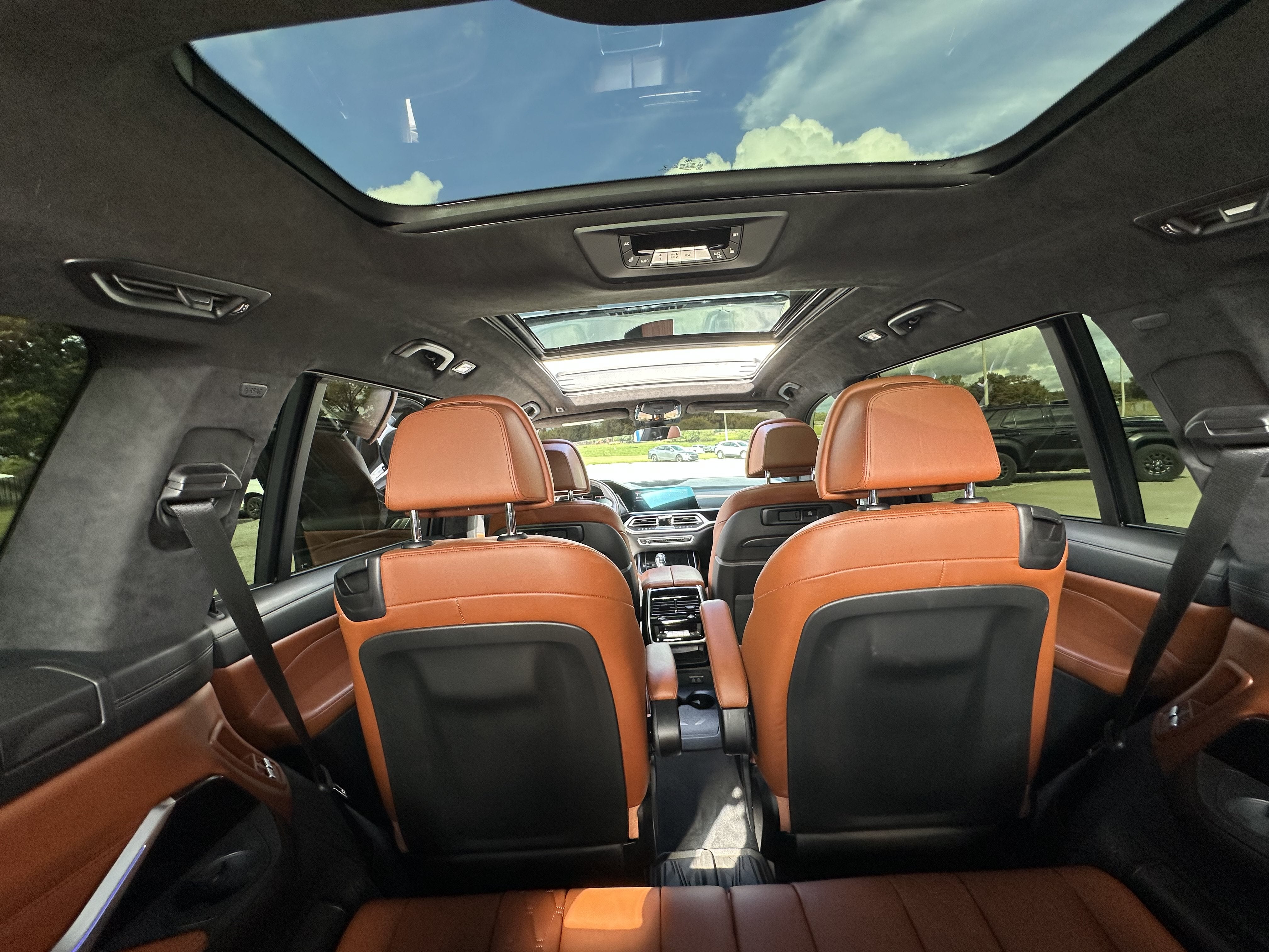 2020 BMW X7 M50i
