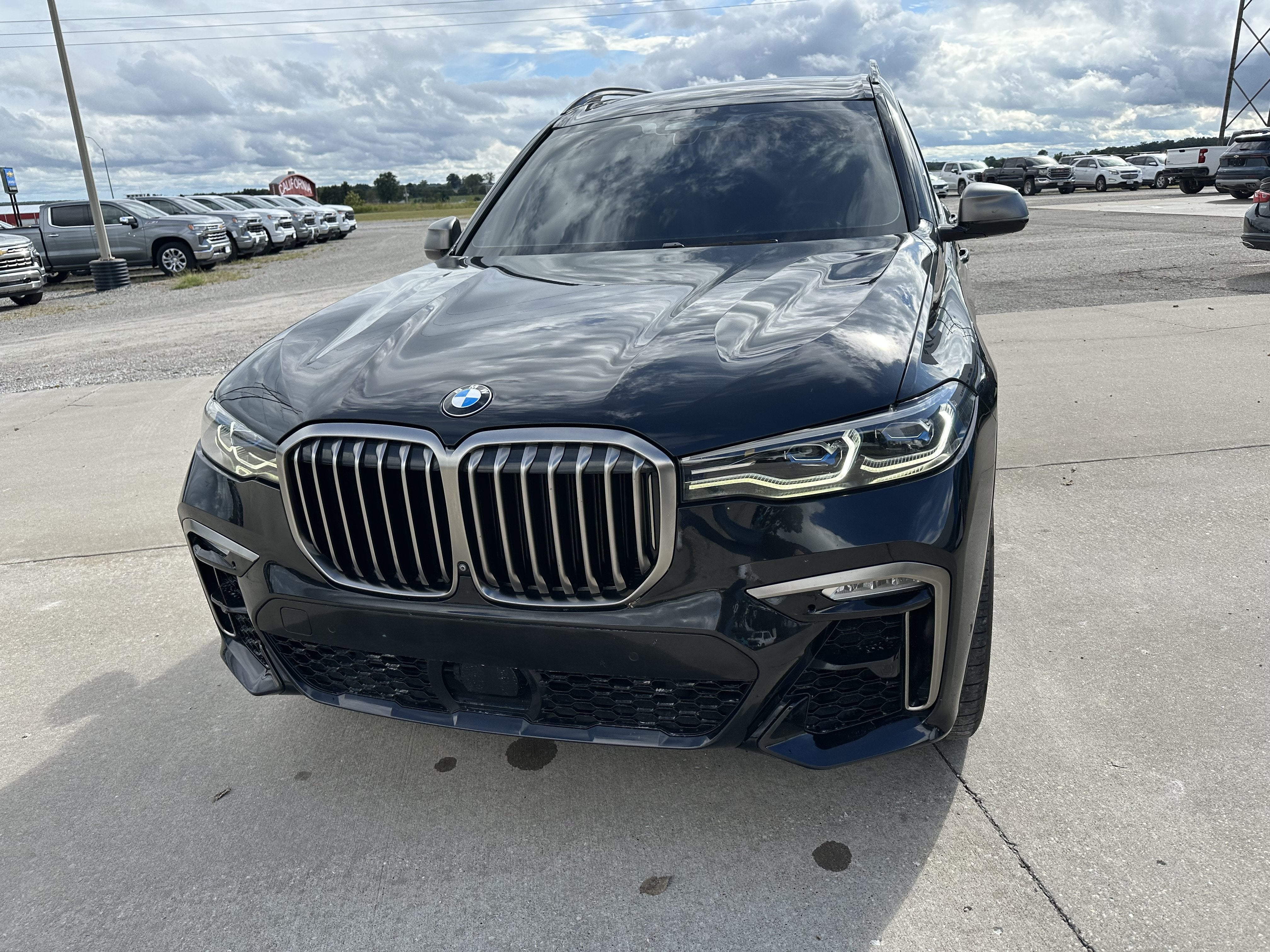 2020 BMW X7 M50i