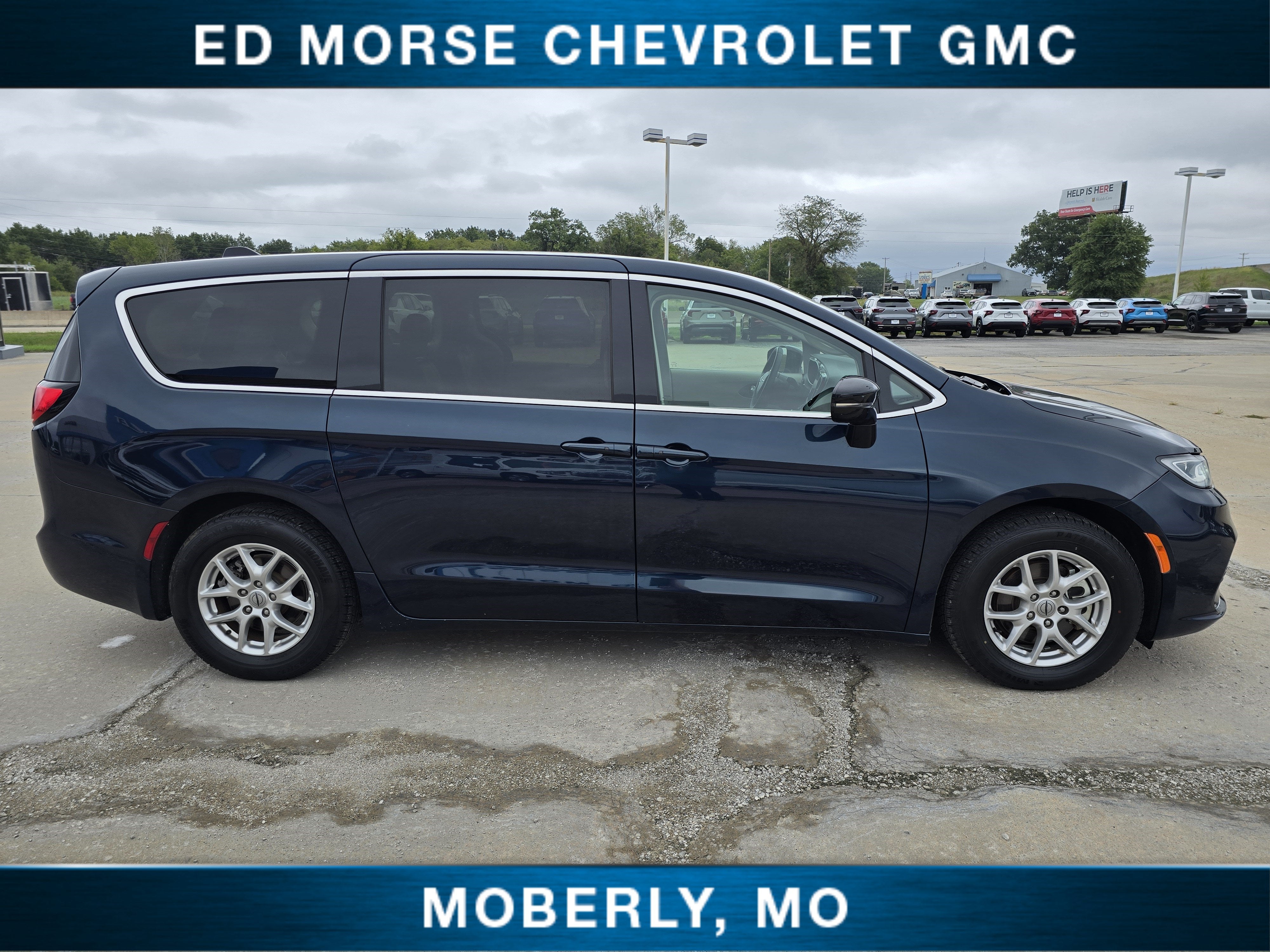 2024 Chrysler Pacifica Touring L