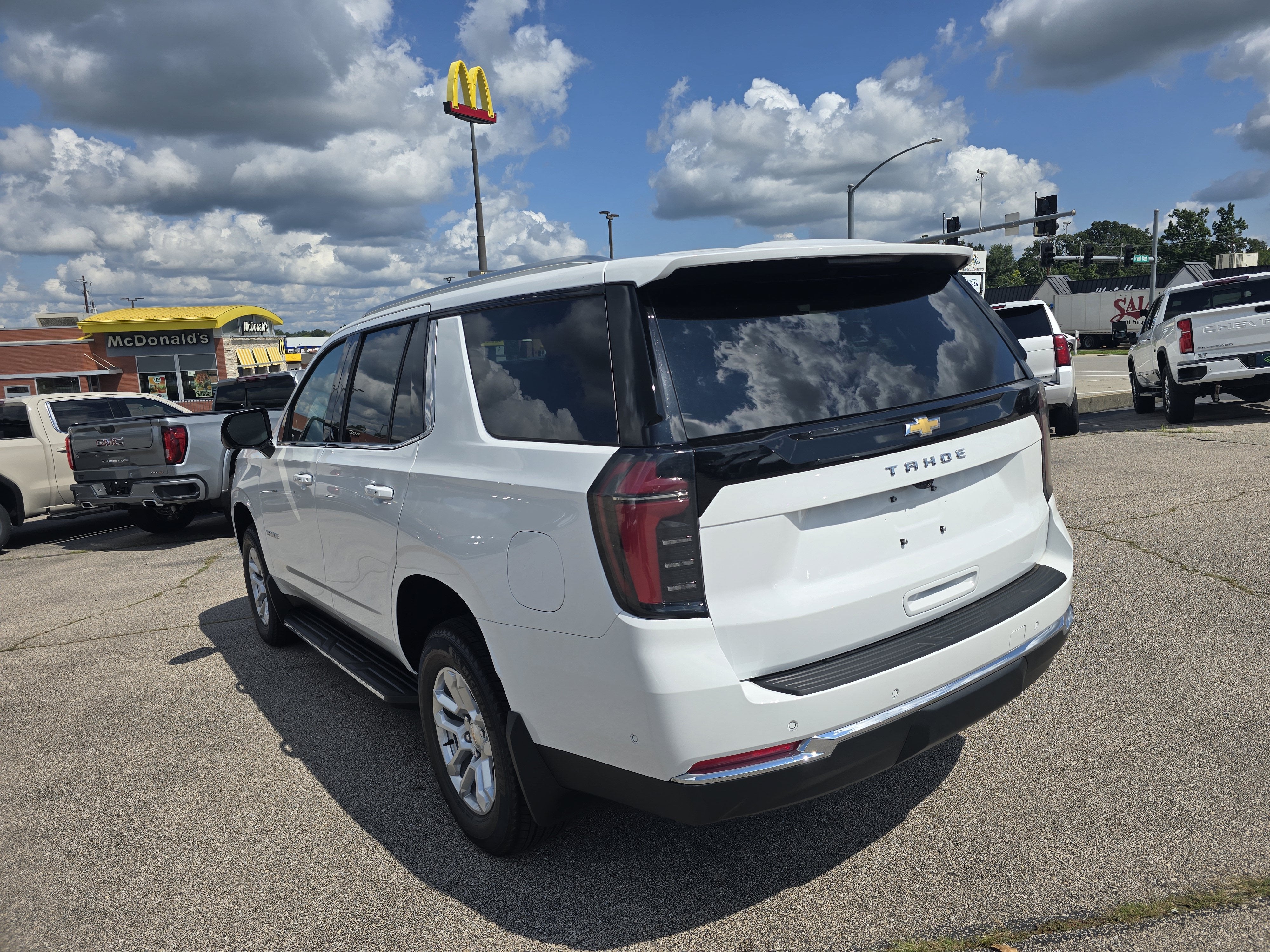 2026 Chevrolet Tahoe LS